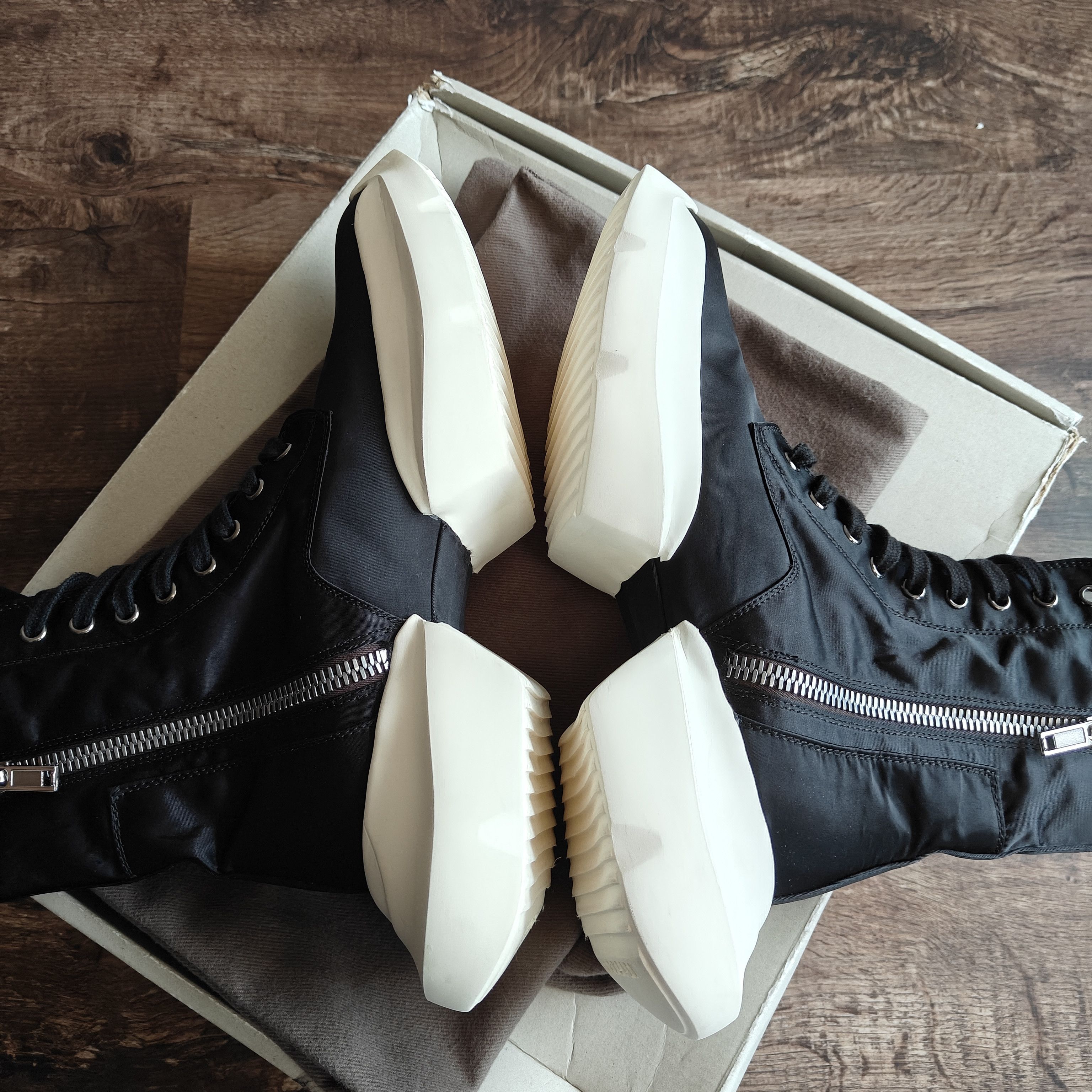 Rick Owens Drkshdw split sole army trainer boots black milk, dustbag Size US 8 / EU 41 - 9 Thumbnail