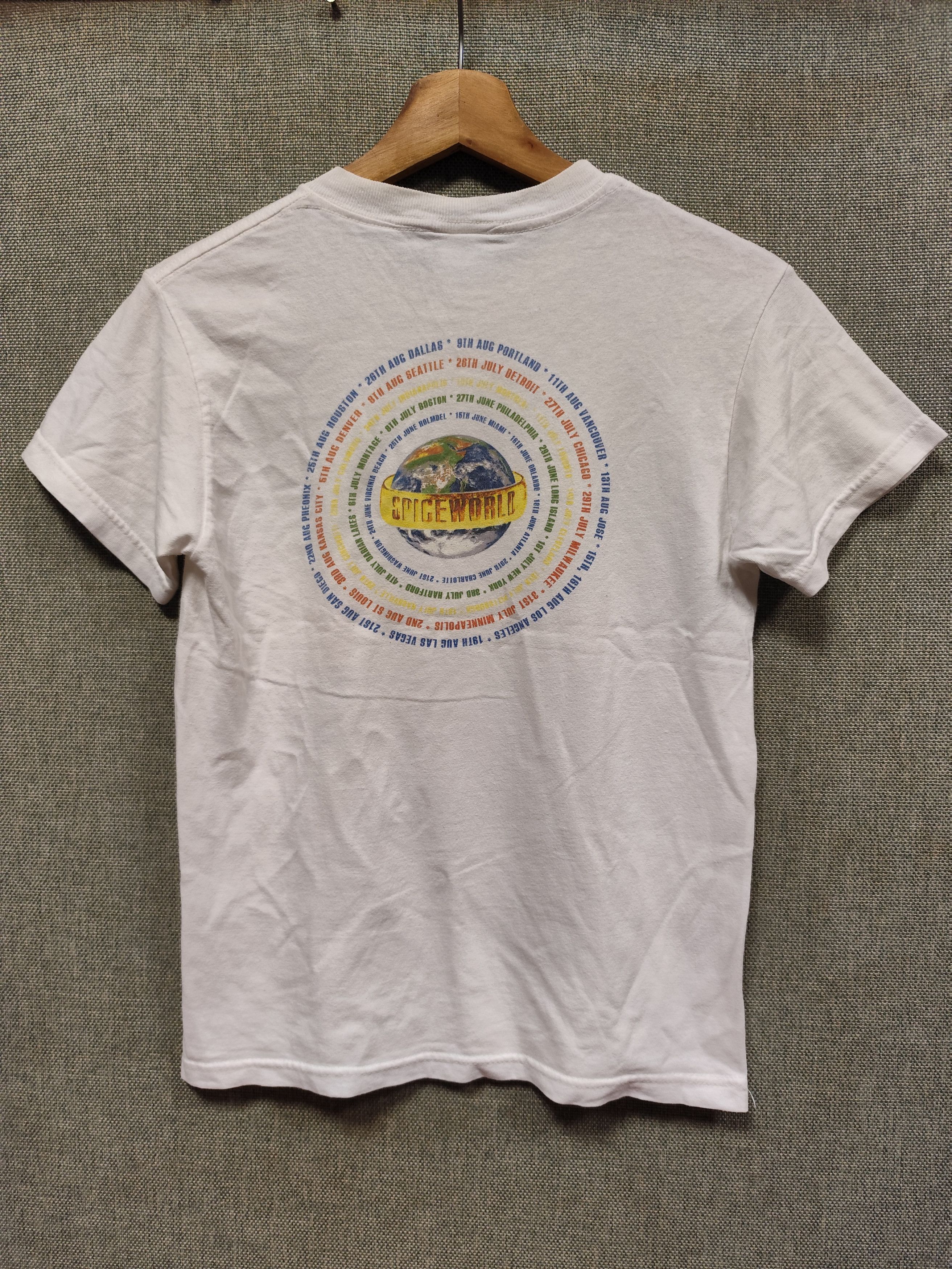 Vintage 1998 spice girls tour tee