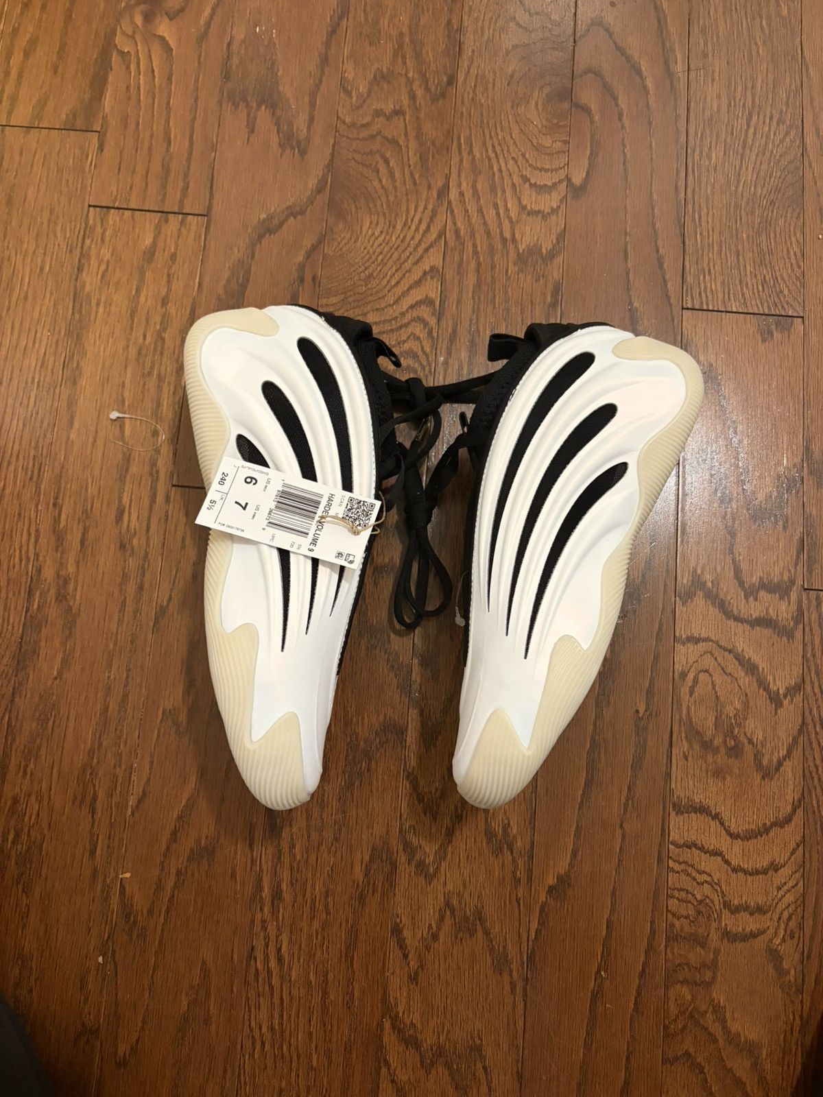 Adidas Adidas James Harden V9 Sneaker Size US 6 / EU 39 - 3 Thumbnail
