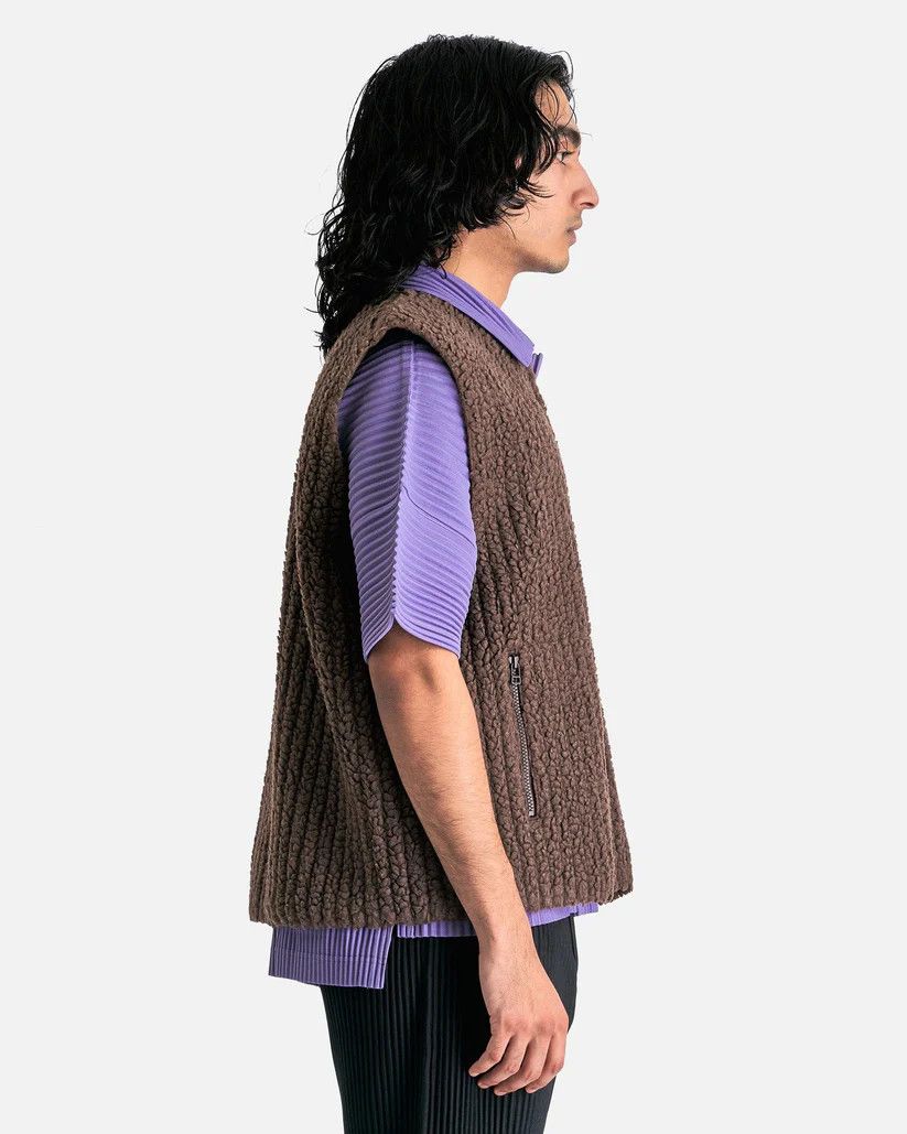 Homme Plisse Issey Miyake o1s1v1r1oon0925 Fleece Pleated Vest in Brown Size US M / EU 48-50 / 2 - 2 Thumbnail