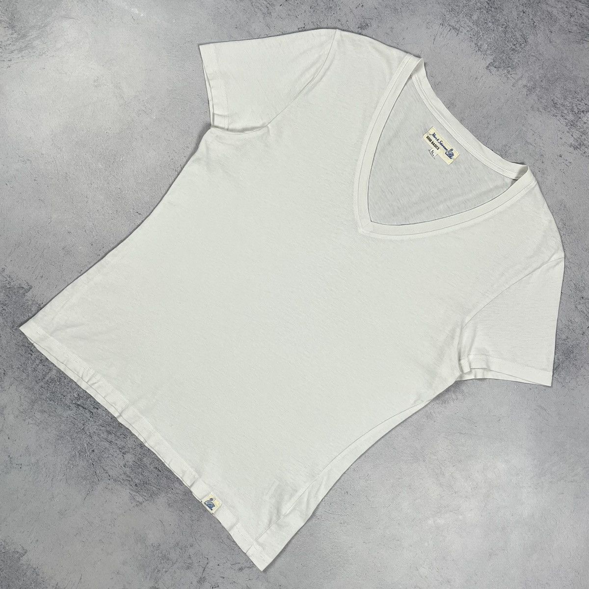 Merz B. Schwanen Merz B. Schwanen Basic V-Neck T Shirt Size M / US 6-8 / IT 42-44 - 1 Thumbnail