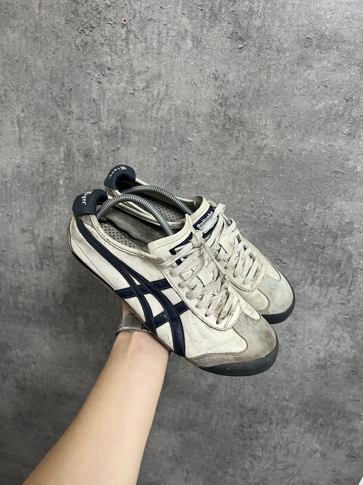 Asics Rare! Onitsuka Tiger Mexico 66 Leather Sneakers Asics Size US 10.5 / EU 43-44 - 2 Thumbnail