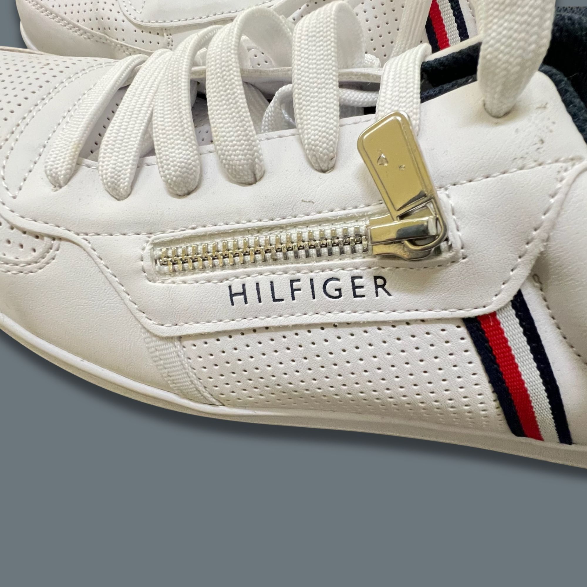 Tommy Hilfiger Tommy Hilfiger Lestyn White Perforated Sneakers Size 12 With Size US 12 / EU 45 - 6 Thumbnail