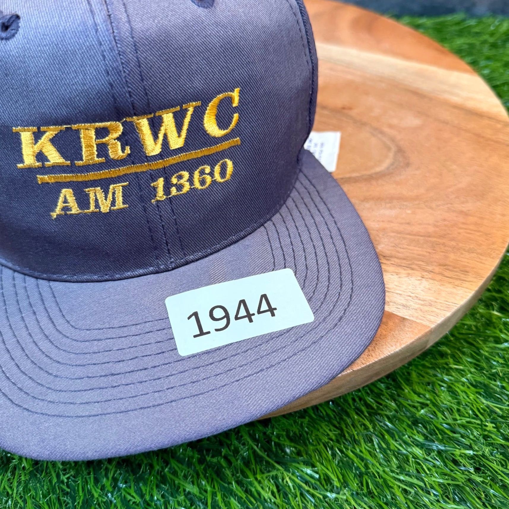 Vintage VINTAGE Otto KRWC AM 1360 Road Show Snapback Hat Navy Gold Radio Cap Mens Size ONE SIZE - 8 Thumbnail