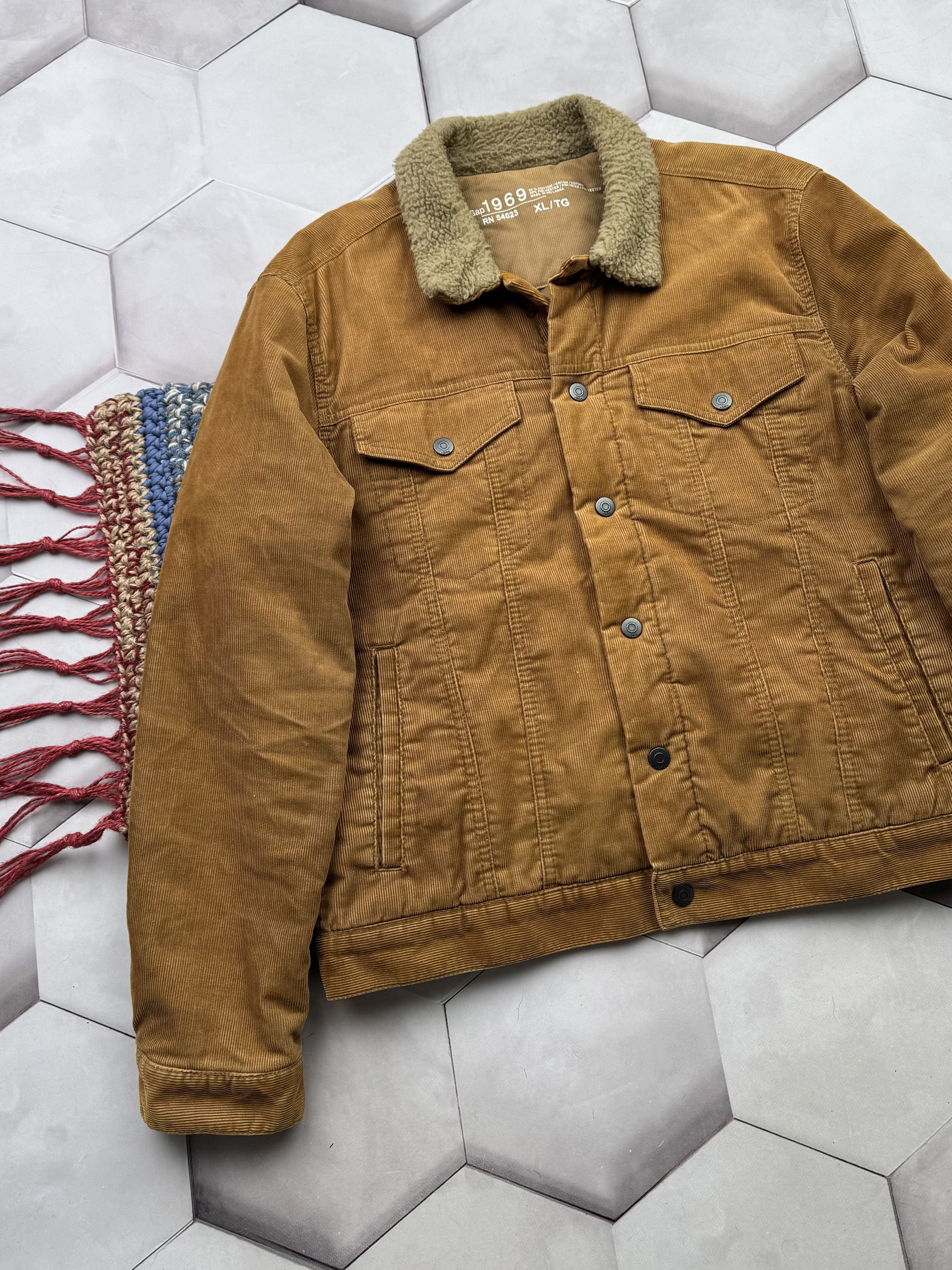 Gap Gap Vintage Corduroy Jacket (G7)(ES9) Size US XL / EU 56 / 4 - 2 Thumbnail