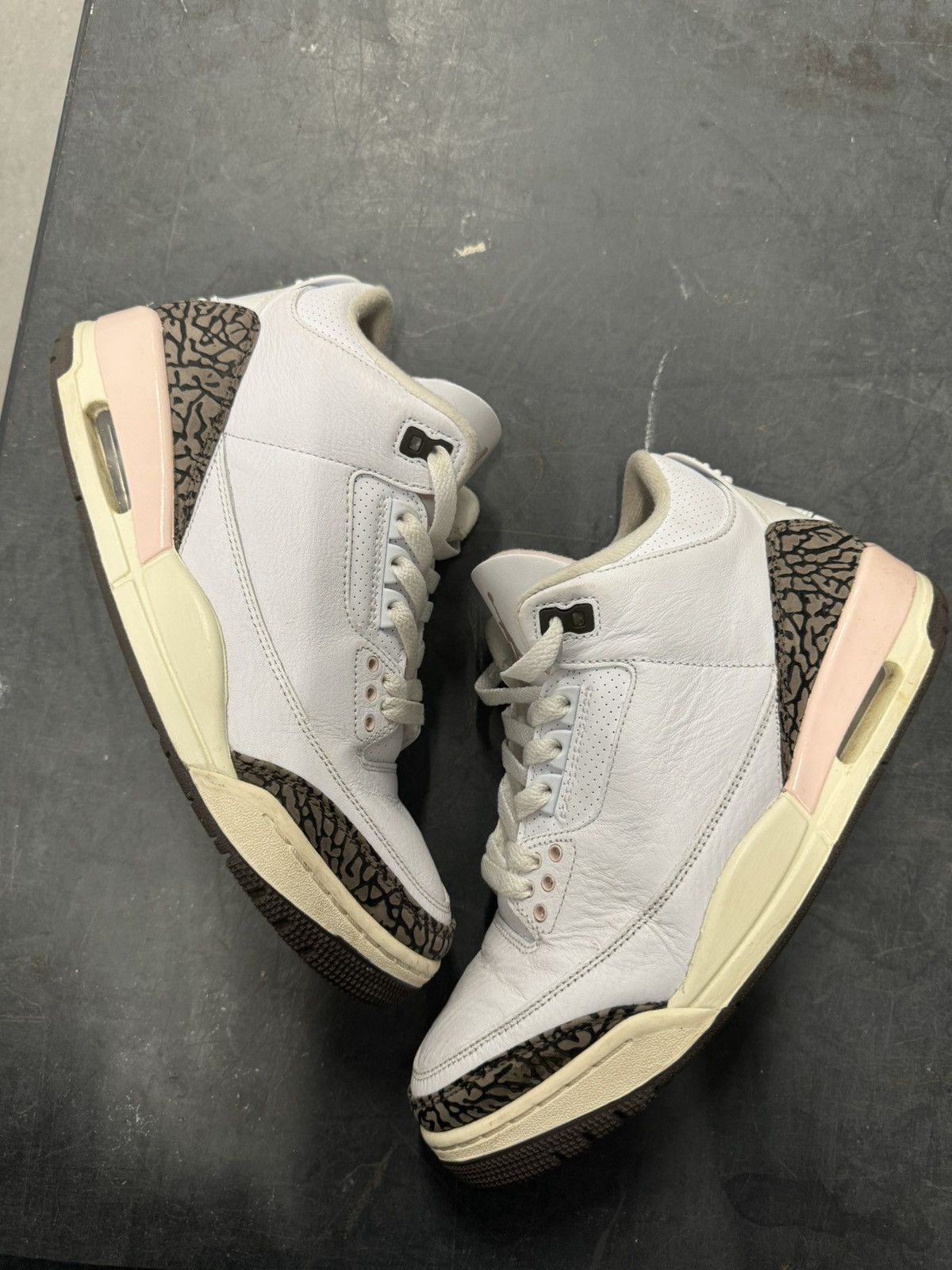Jordan Brand Used Jordan 3 “ Napoleon” 10W/8.5M Size US 8.5 / EU 41-42 - 2 Thumbnail