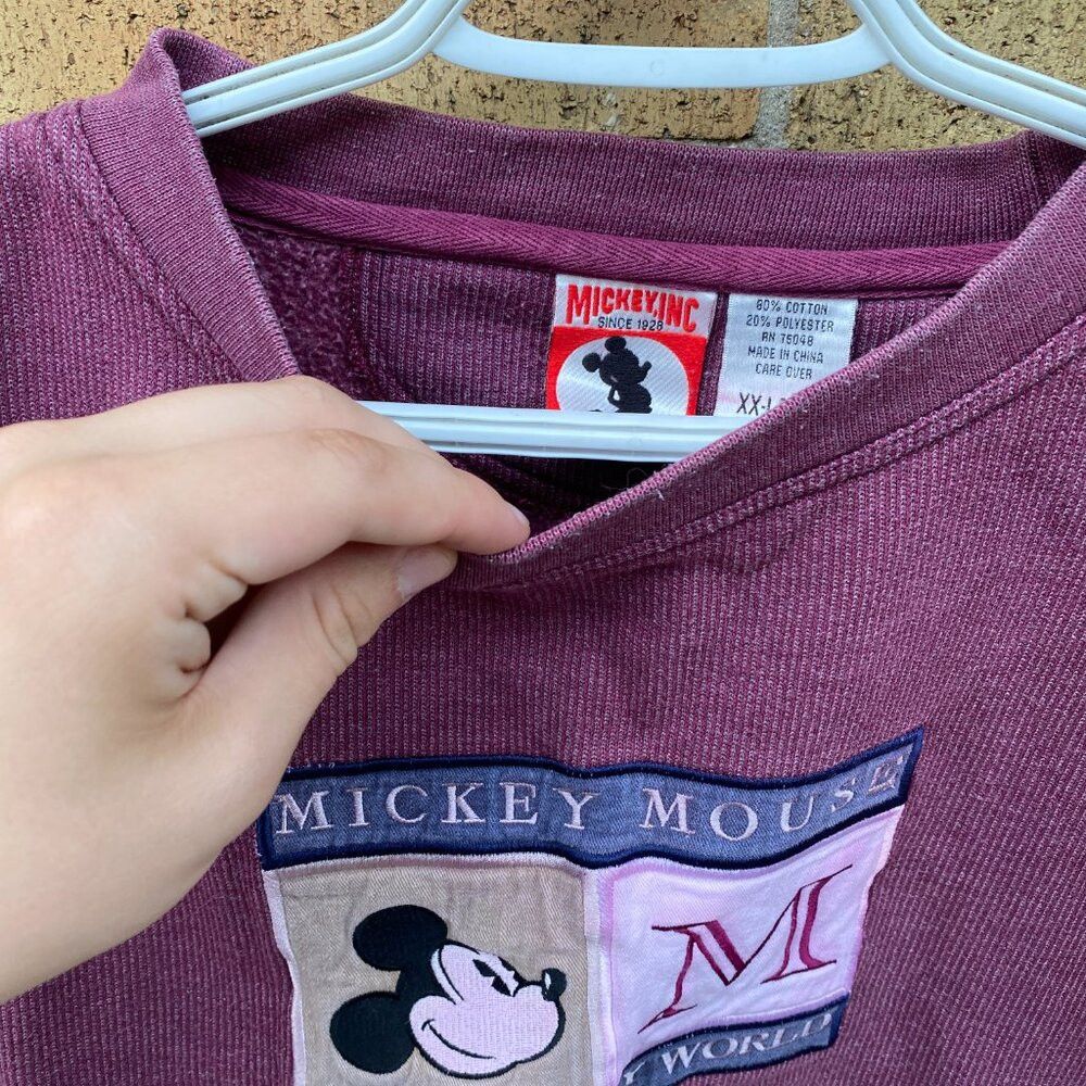 Disney × Vintage Vintage 1994 Embroidered Disney Mickey Mouse Crewneck Sweat Size US L / EU 52-54 / 3 - 4 Thumbnail