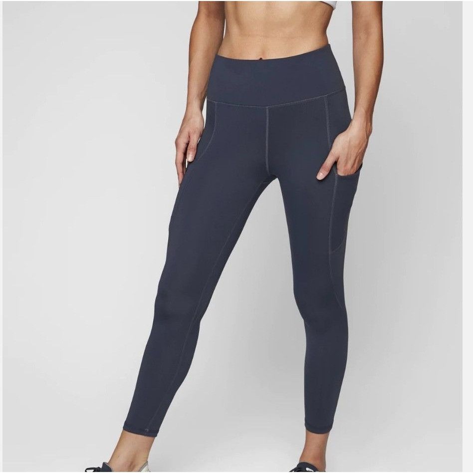 Athleta Athleta Up For Anything 7/8 Leggings XS Petite Constellation Size 26" / US 2 / IT 38 - 1 Thumbnail