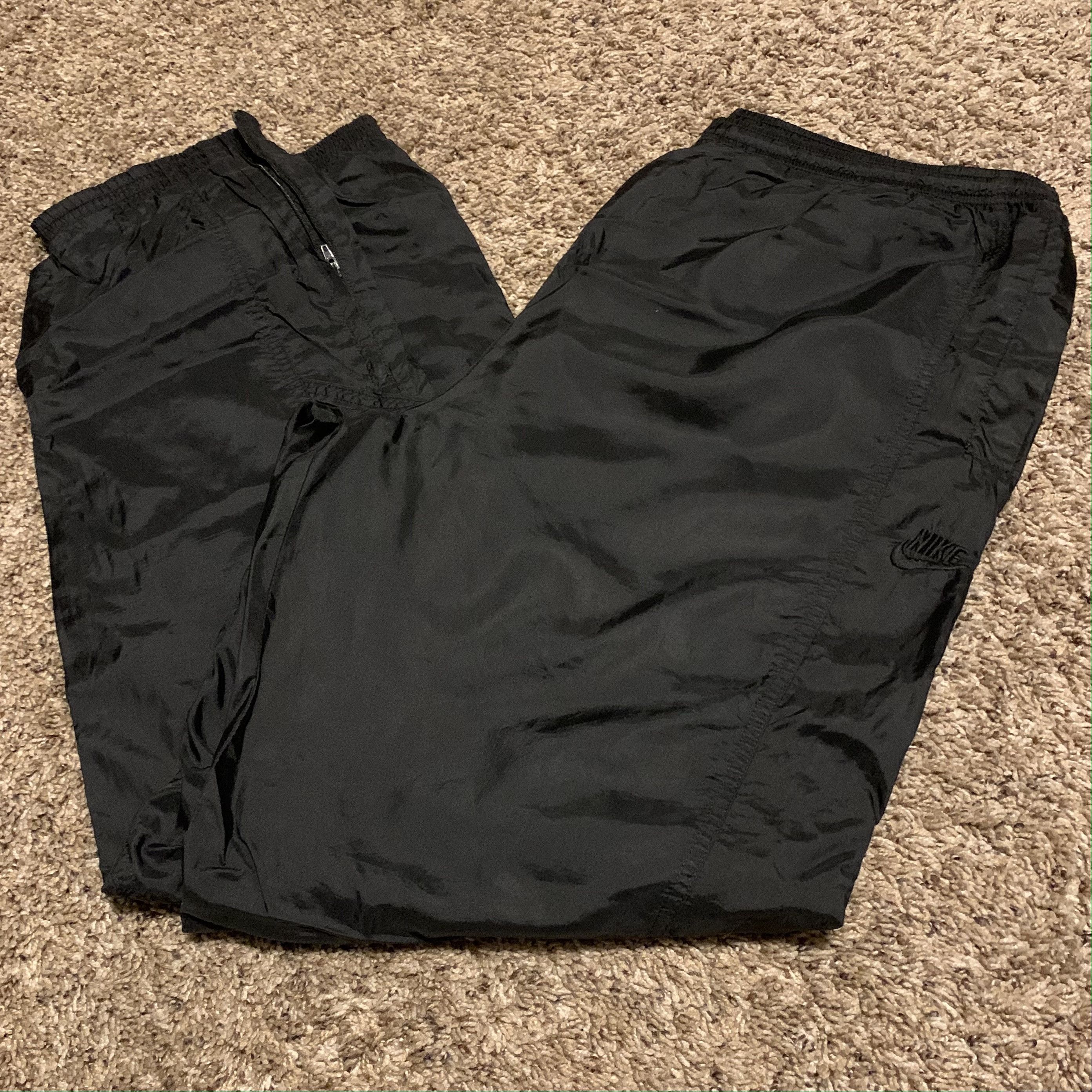 Nike NIKE VINTAGE NYLON TRACK PANTS Size US 34 / EU 50 - 1 Thumbnail