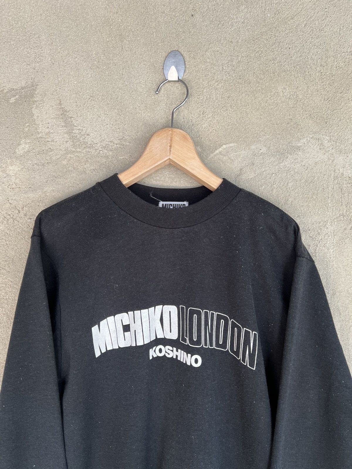 Michiko Koshino × Michiko Koshino London Michiko Koshino London Spell Out Sweatshirt Size US M / EU 48-50 / 2 - 3 Thumbnail