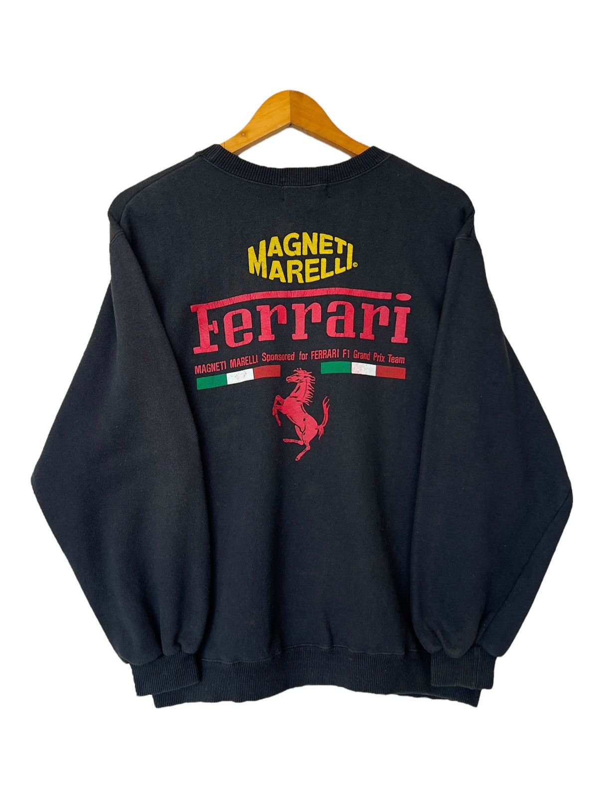 Vintage Vintage 80s Ferrari Magneti Marelli Formula 1 Sweatshirt Size US M / EU 48-50 / 2 - 3 Thumbnail