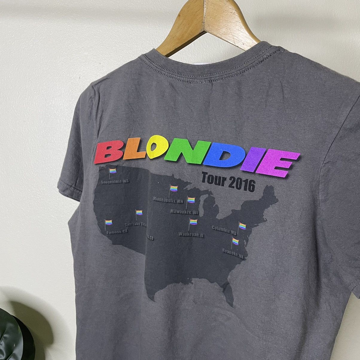 Band Tees Blondie American Rock Band Debbie Harry 2016 Tour T Shirt Size US S / EU 44-46 / 1 - 6 Thumbnail