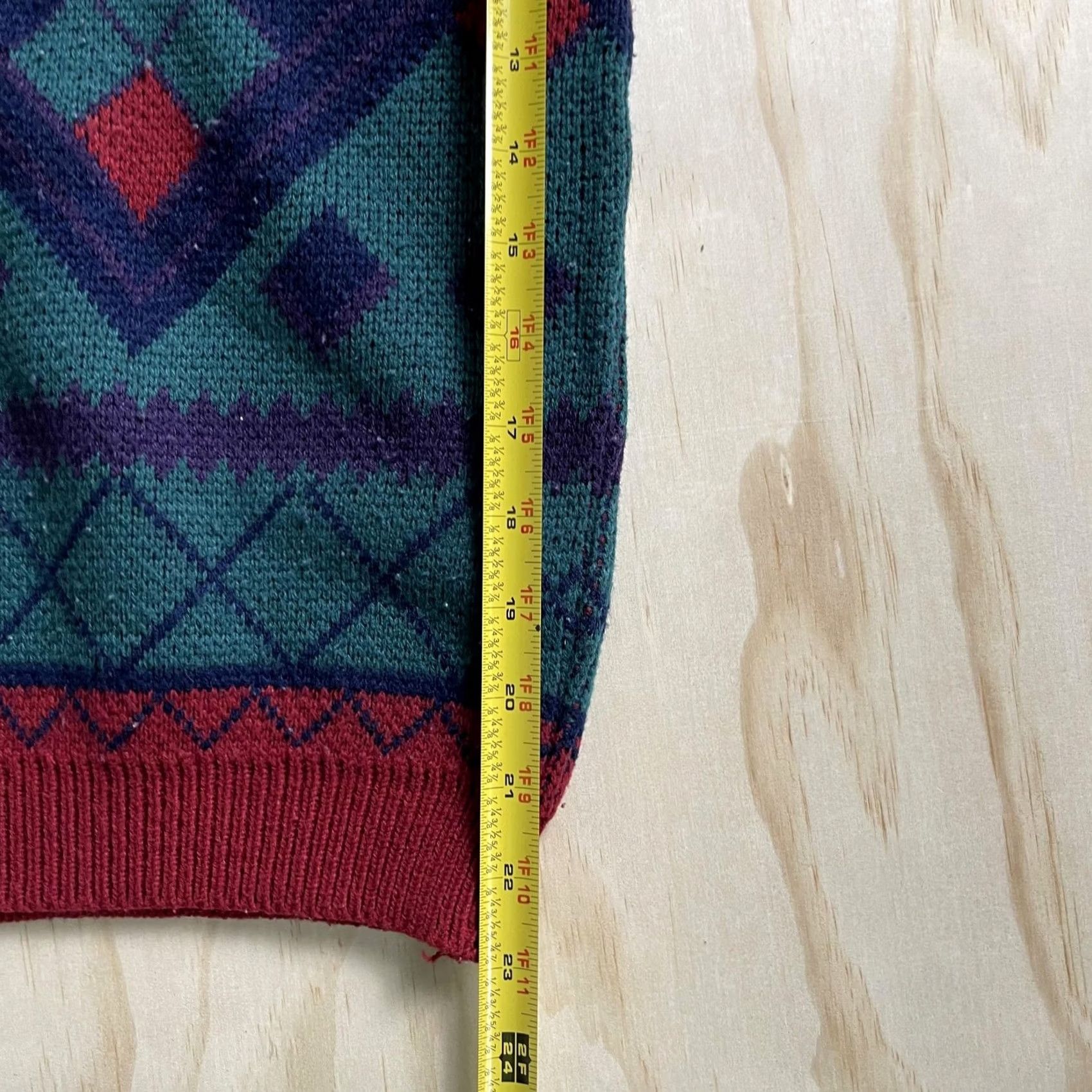 Vintage VINTAGE 62 EAST Sweater Mens S Green Crew Neck Knit Geometric 90s Pullover Classics Size US S / EU 44-46 / 1 - 5 Thumbnail