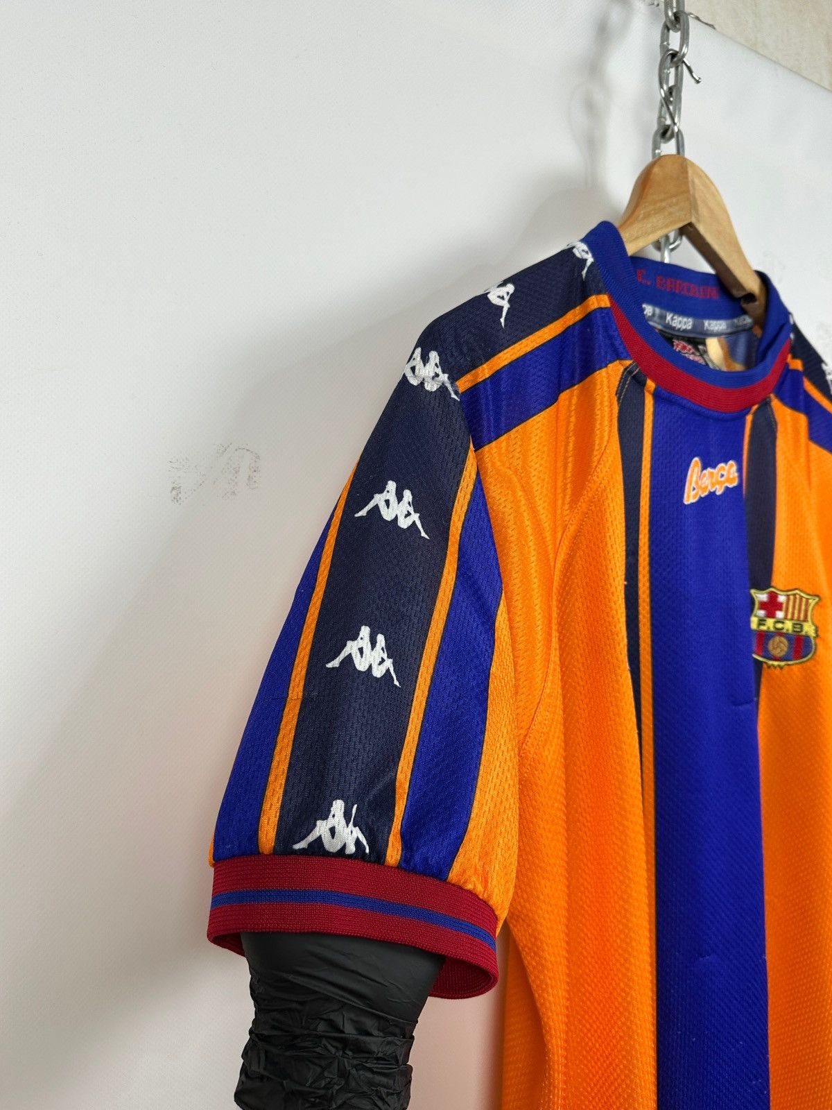Kappa × Vintage 1997/98 Vintage Kappa FC Barcelona Away Soccer Jersey Size US M / EU 48-50 / 2 - 12 Thumbnail