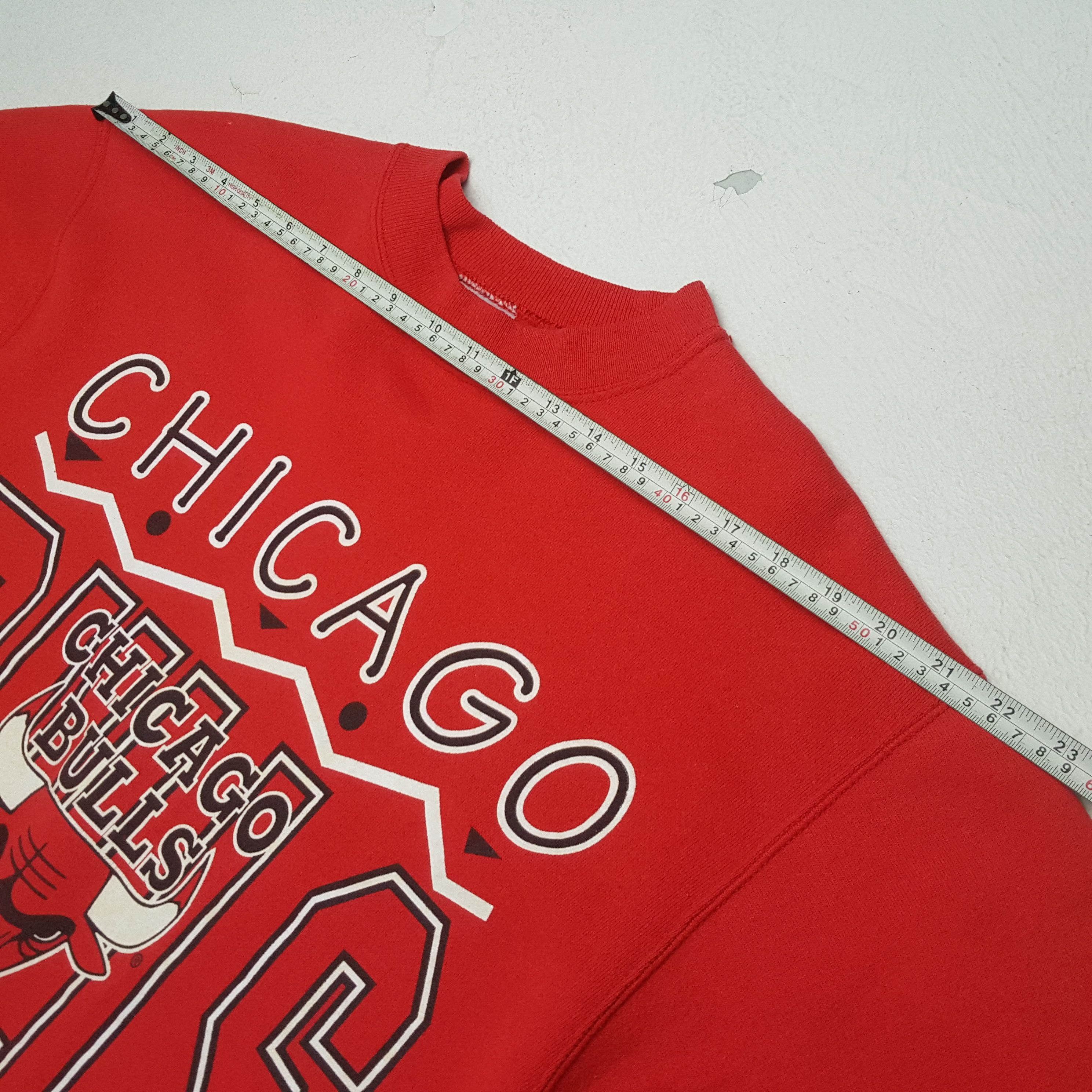 NBA × Vintage NBA CHICAGO BULLS Basketball Team Vintage Sweatshirt Size US M / EU 48-50 / 2 - 4 Thumbnail