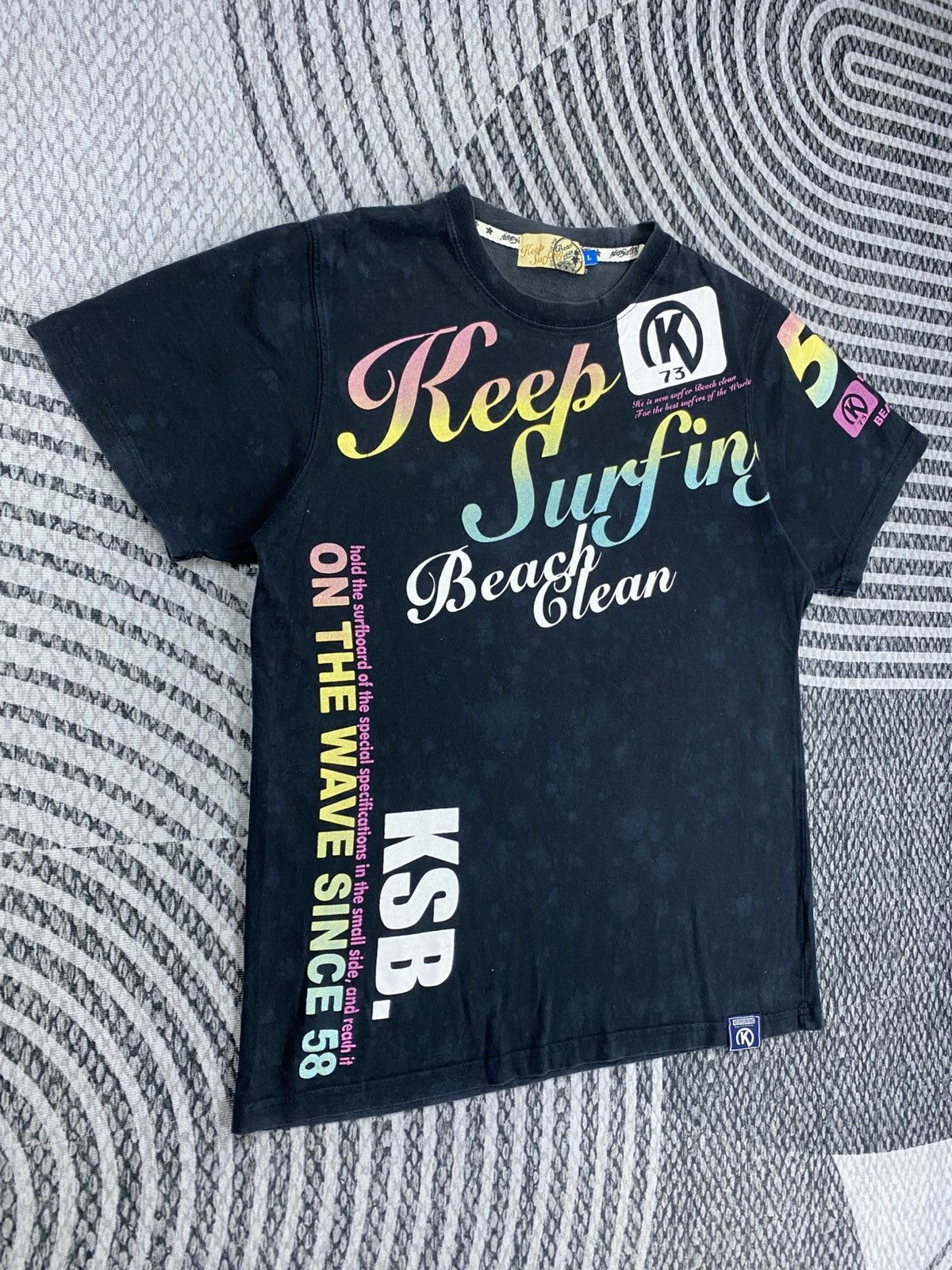 Japanese Brand Vtg Keep Surfing Beach Clean Multicolor Shortsleeve Shirt Size US M / EU 48-50 / 2 - 3 Thumbnail