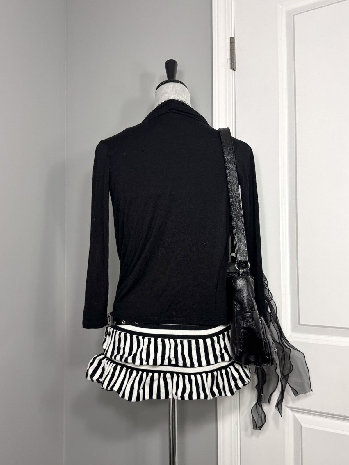 Other Y2K Black Criss Cross Draped Front Wrap Top Size S / US 4 / IT 40 - 7 Thumbnail