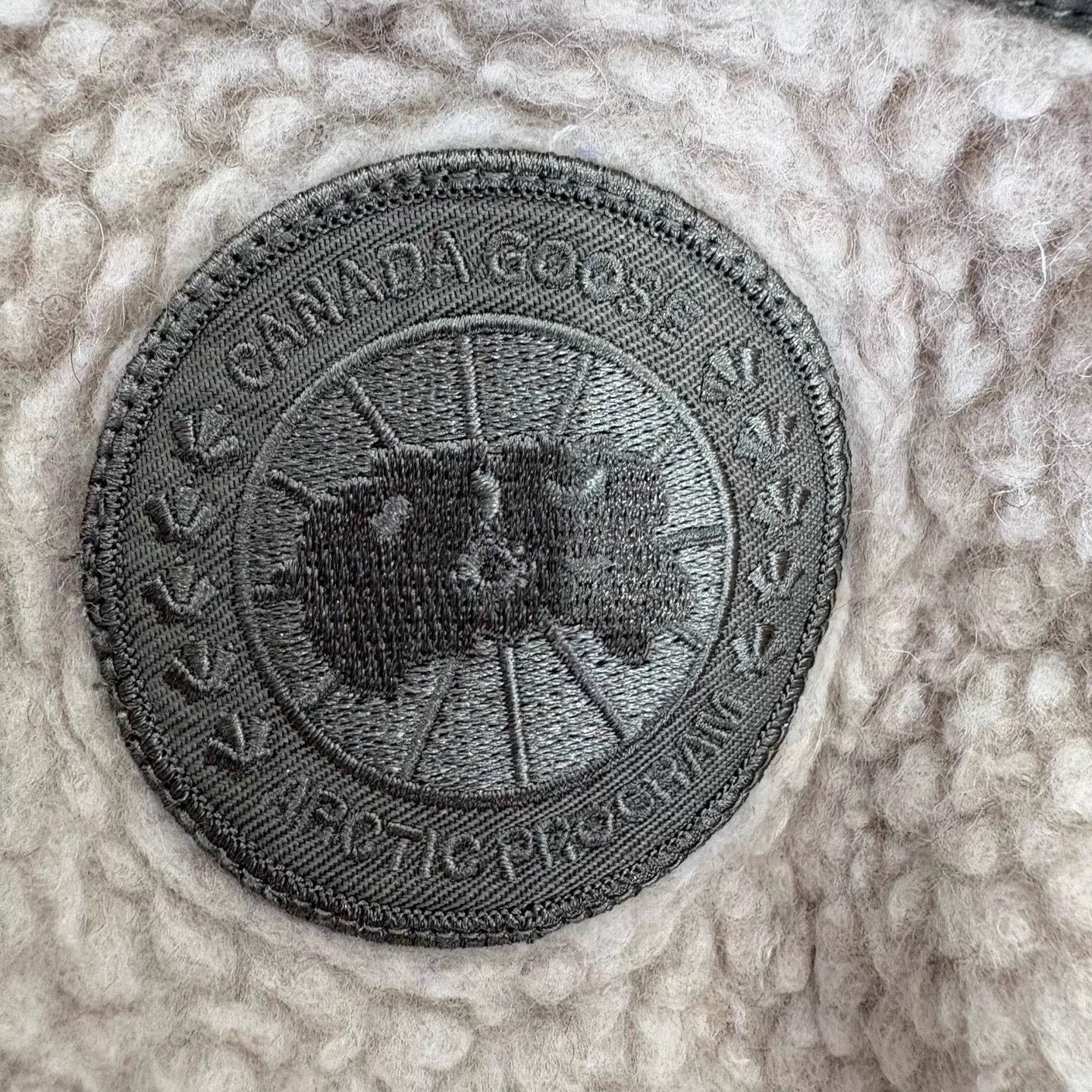 Canada Goose Canada Goose Alberni Olive Fleece Flight Jkt XL 99 Size US XL / EU 56 / 4 - 7 Thumbnail