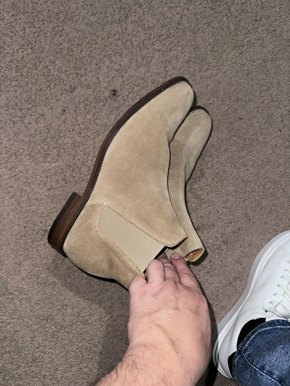 Aldo Beige also Chelsea boot Size US 9.5 / EU 42-43 - 3 Thumbnail