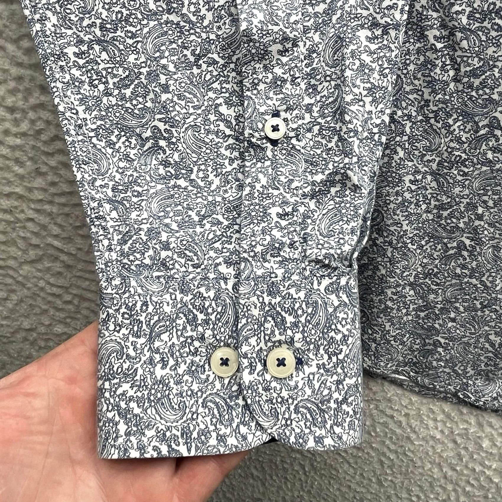 UNTUCKit UNTUCKit Cradamone Shirt Mens 2XL Blue Paisley Button Up AOP Casual Shirt Size US XXL / EU 58 / 5 - 4 Thumbnail