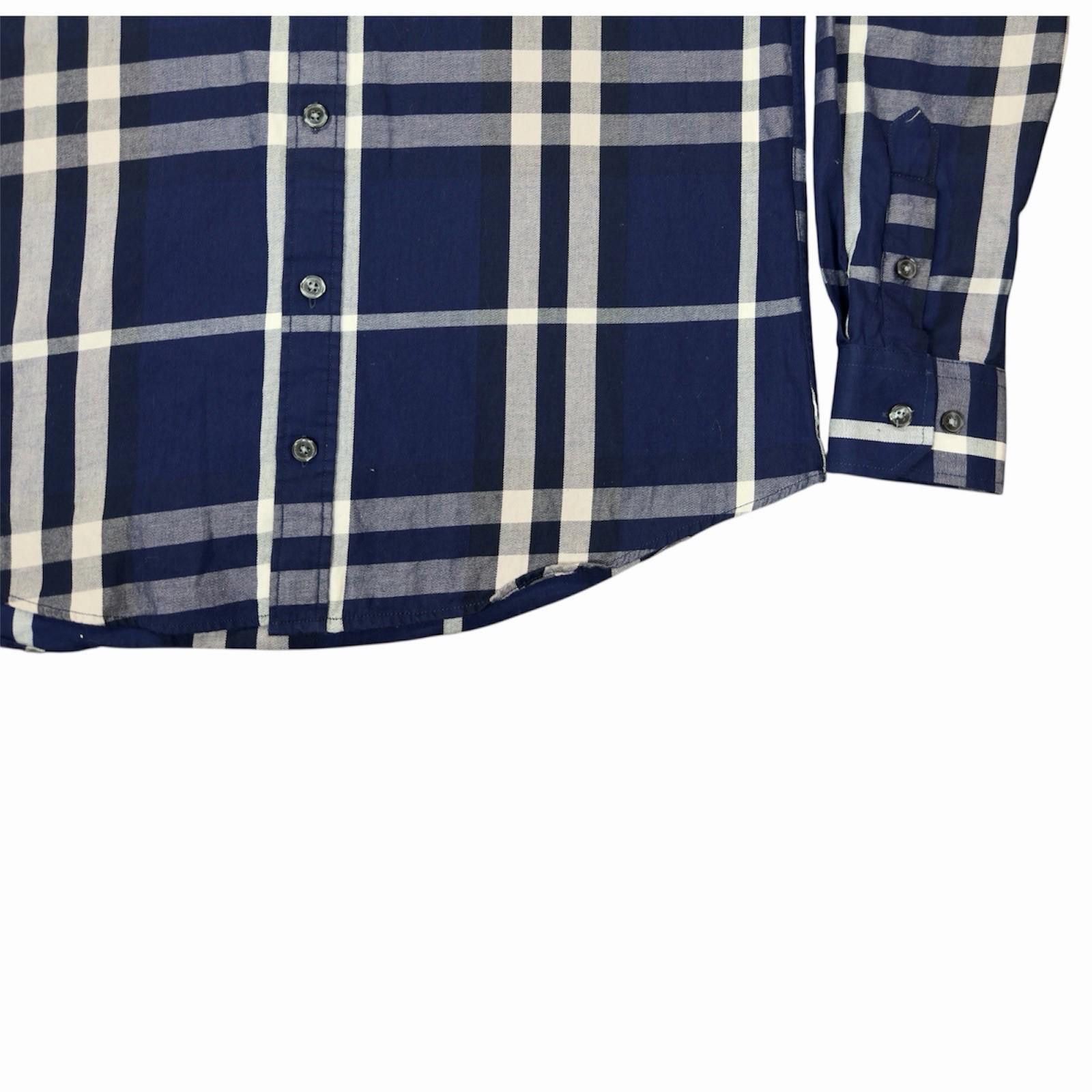 Burberry Burberry London Button Down Shirt Navy Blue Plaid Medium Size US M / EU 48-50 / 2 - 3 Thumbnail