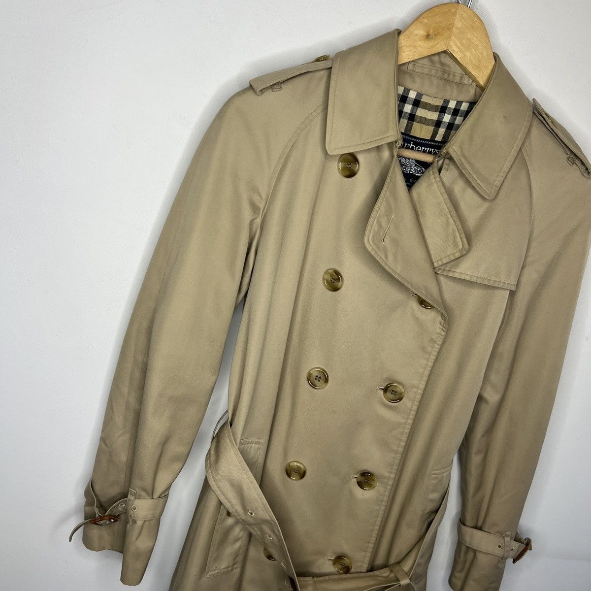 Burberry Vintage Burberry Trench Coat 90s Nova Check Beige Belted Size M / US 6-8 / IT 42-44 - 3 Thumbnail
