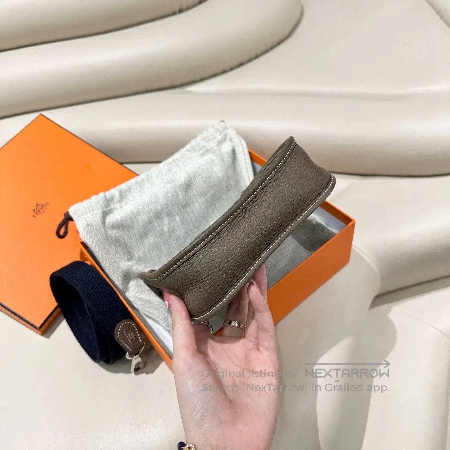 Hermes Hermes Evelyne Elephant Gray Gold Clasp. Size ONE SIZE - 4 Thumbnail