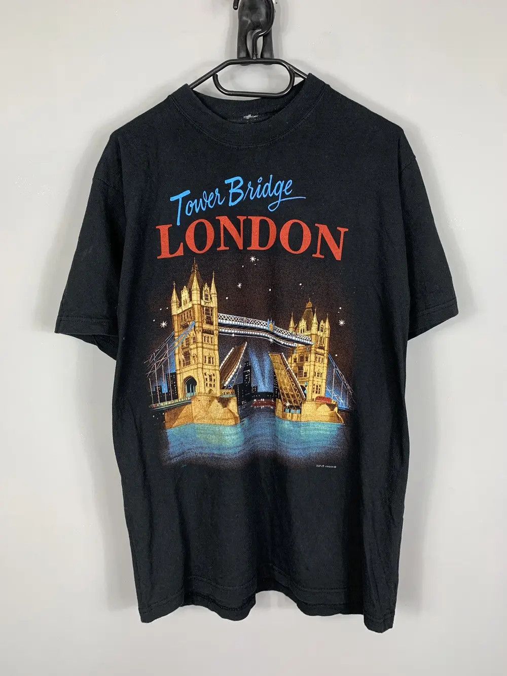 Vintage Beautiful Vintage 00s London England Tee Tshirt Full Print Size US M / EU 48-50 / 2 - 1 Thumbnail