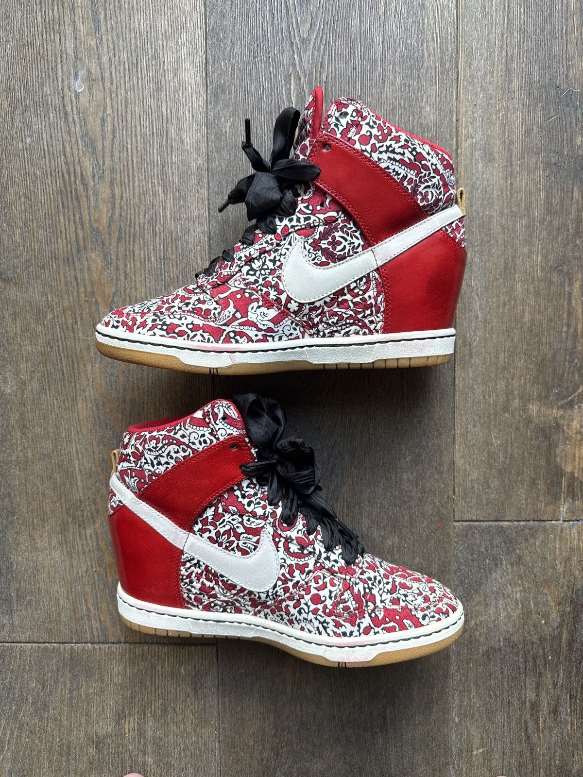Nike Liberty London x Nike Sky Hi Dunks Batik Print Size 8- 2012 Size US 8 / IT 38 - 6 Thumbnail