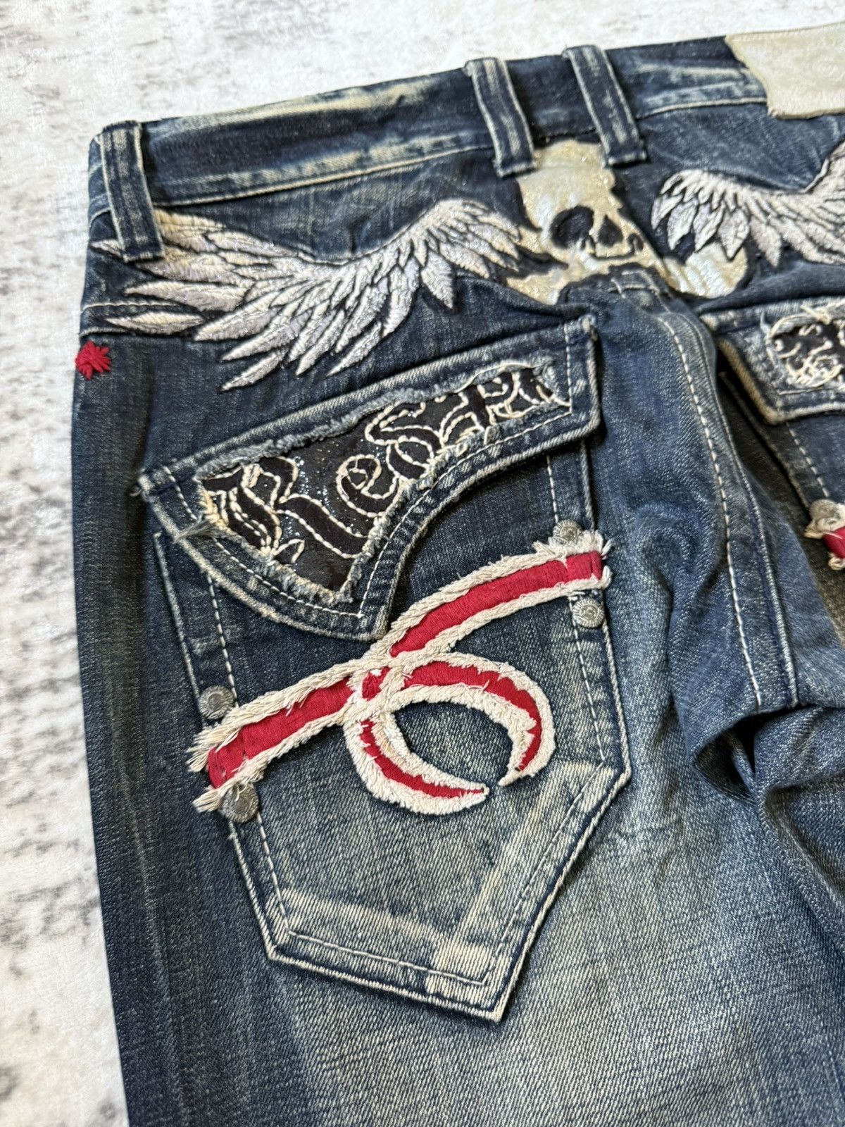 If Six Was Nine Red Pepper Japan Goth Skull Wings Embroidered Flared Jeans Size US 30 / EU 46 - 6 Thumbnail