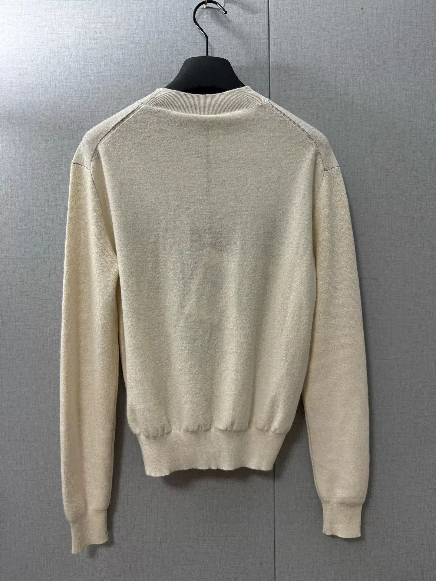 Fendi Fendi Logo Cashmere Women's Sweater. Size S / US 4 / IT 40 - 2 Thumbnail
