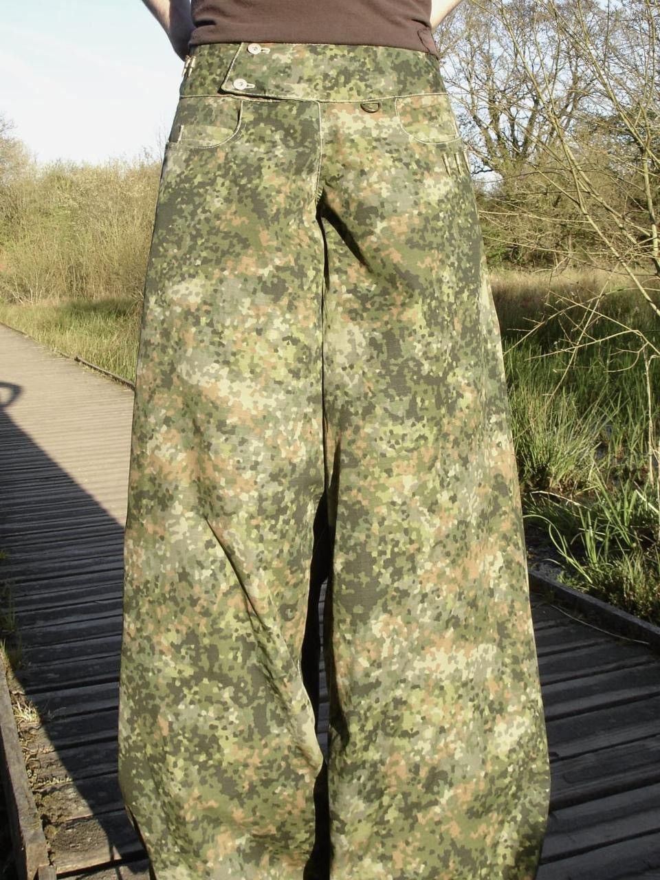 Handmade Baggy Cargos in Pixel Camo Size US 32 / EU 48 - 4 Thumbnail