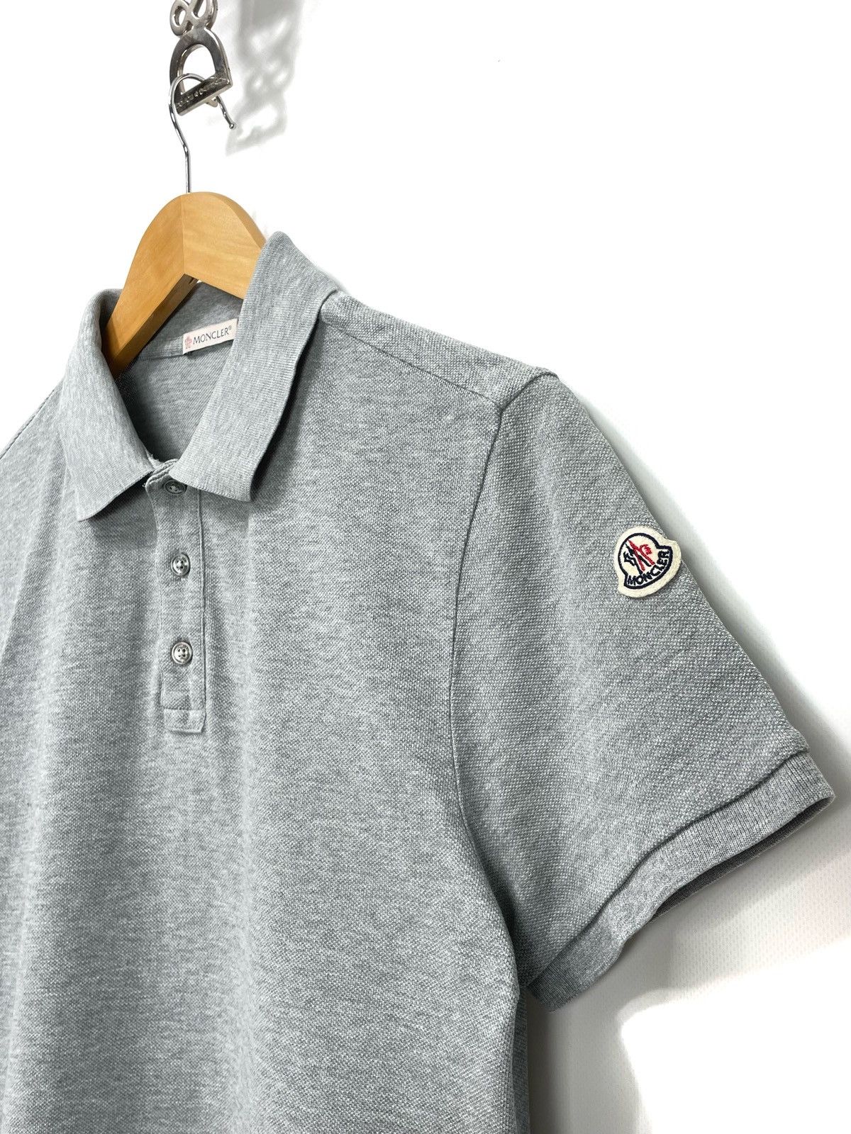 Moncler Moncler Maglia Polo Manica Corta Grey Logo T-Shirt – Size M Size US M / EU 48-50 / 2 - 2 Thumbnail