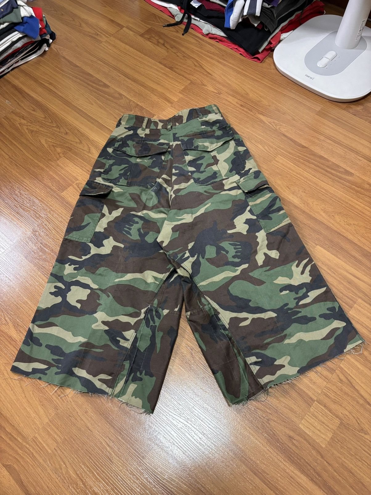 Vintage Vintage Military Camo Cargo Shorts Pants Size US 28 / EU 44 - 15 Thumbnail