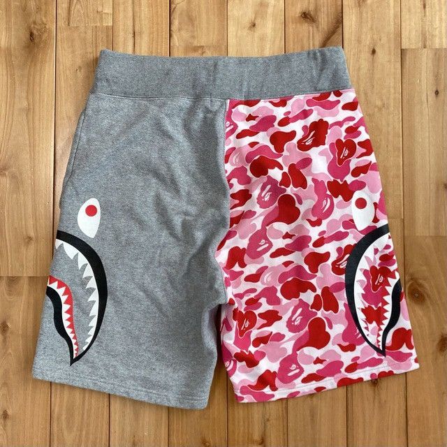Bape BAPE Side Shark sweat shorts ABC camo pink APE ★size M Size US 32 / EU 48 - 3 Thumbnail
