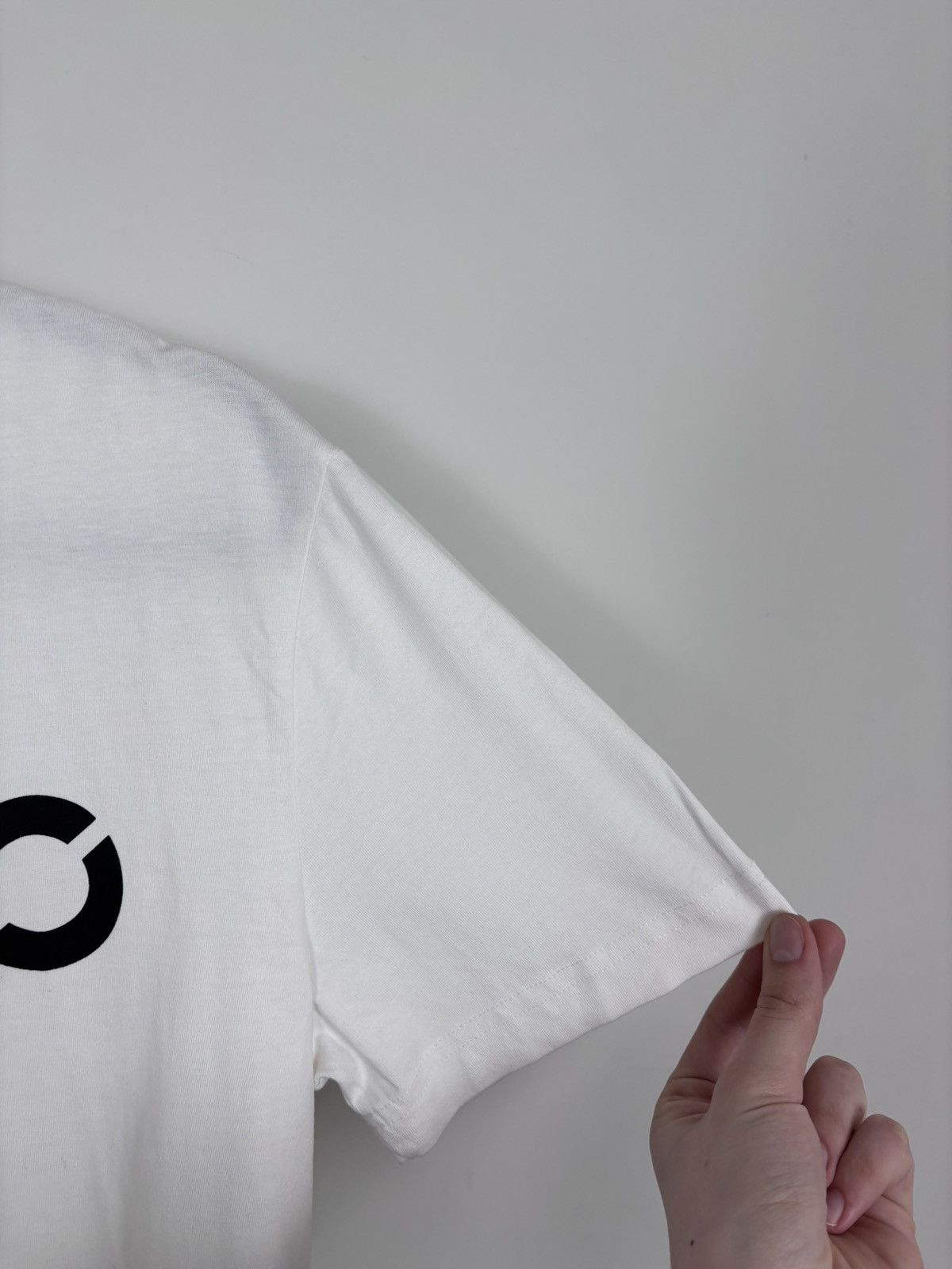 Kenzo Kenzo Paris Men’s Big Graphic Digital Logo White T-Shirt Tee Size US L / EU 52-54 / 3 - 11 Thumbnail