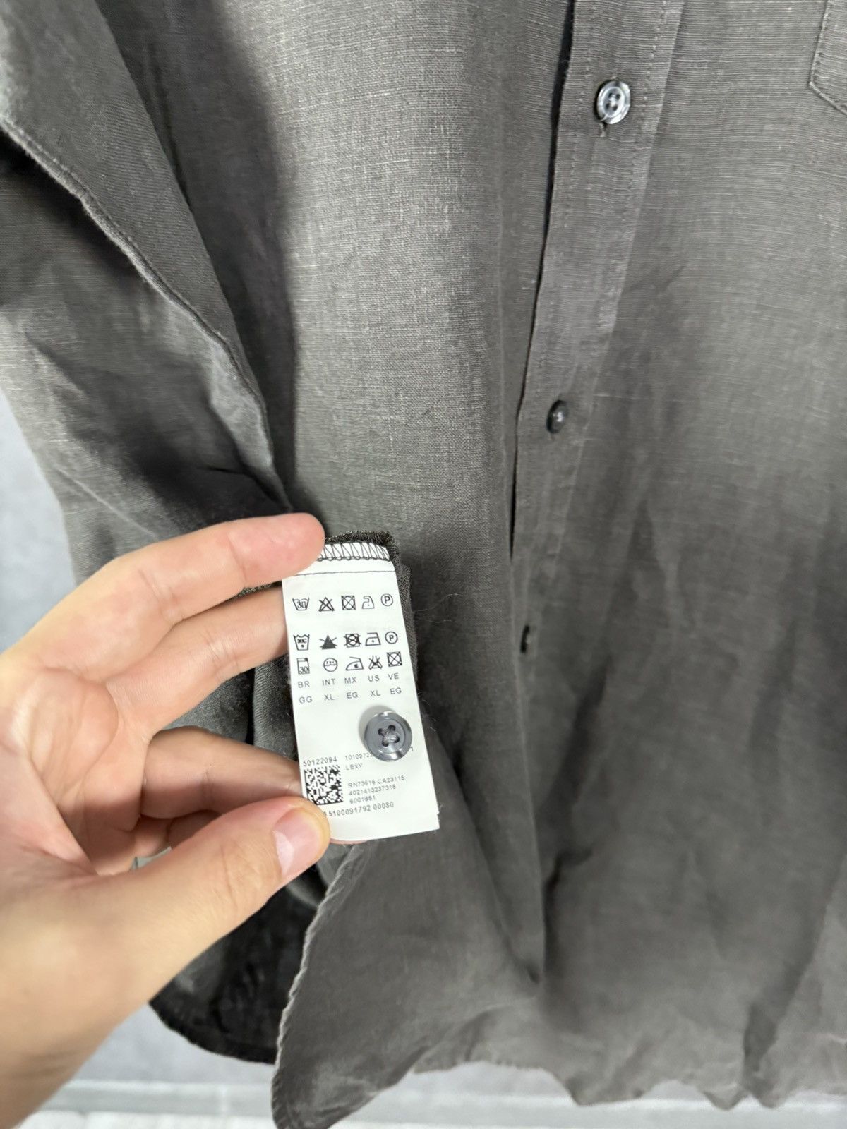 Hugo Boss Hugo Boss designer linen shirt Size US XL / EU 56 / 4 - 5 Thumbnail