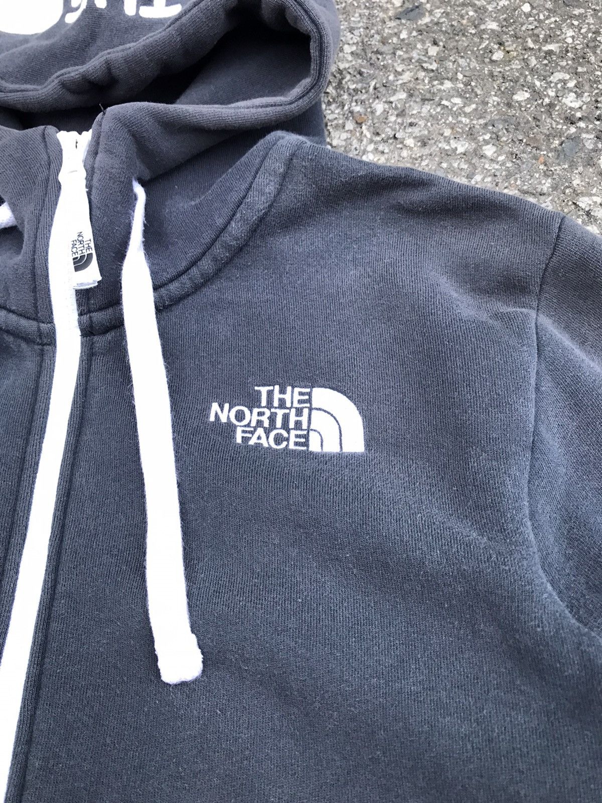 The North Face The North Face outdoor rearview full embroidered hoodie Size US L / EU 52-54 / 3 - 2 Thumbnail