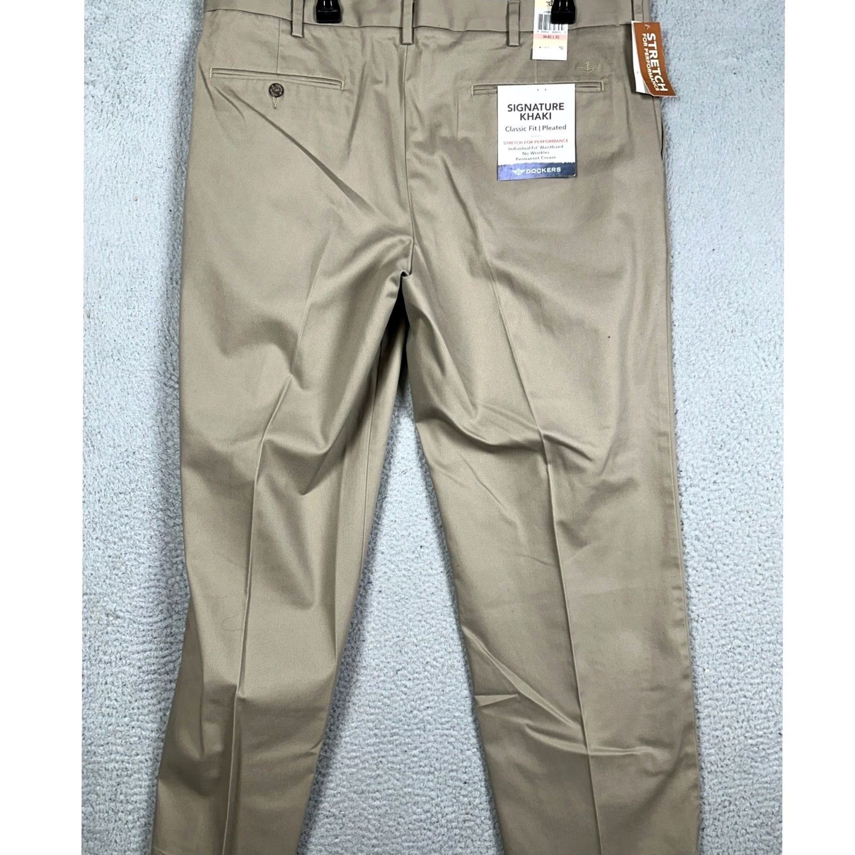 Dockers VINTAGE Dockers Pants Mens 40X30 Tan Signature Khaki Classic Fit Pleated Performance Size US 40 / EU 56 - 3 Thumbnail