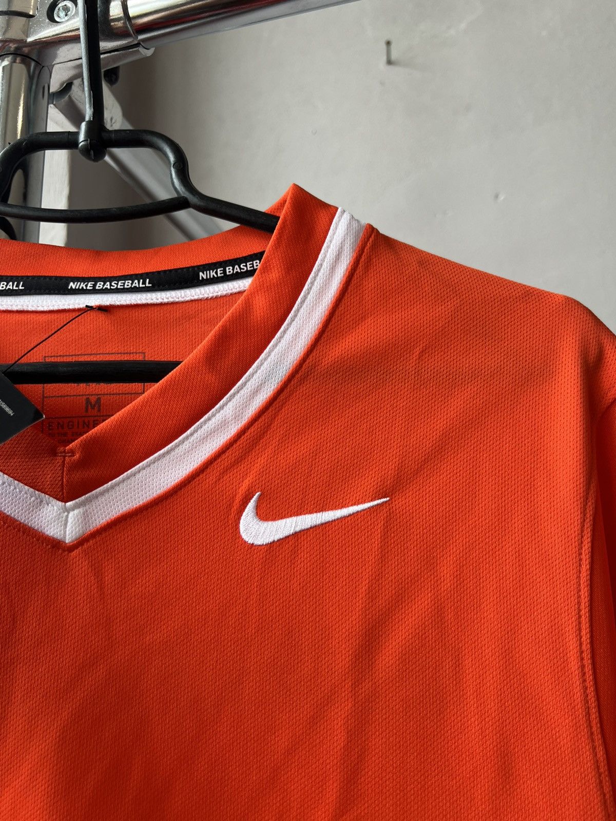 Nike NIKE BOISE STATE BRONCOS BASEBALL JERSEY SHIRT MEN’S NWT NEW Size US M / EU 48-50 / 2 - 5 Thumbnail