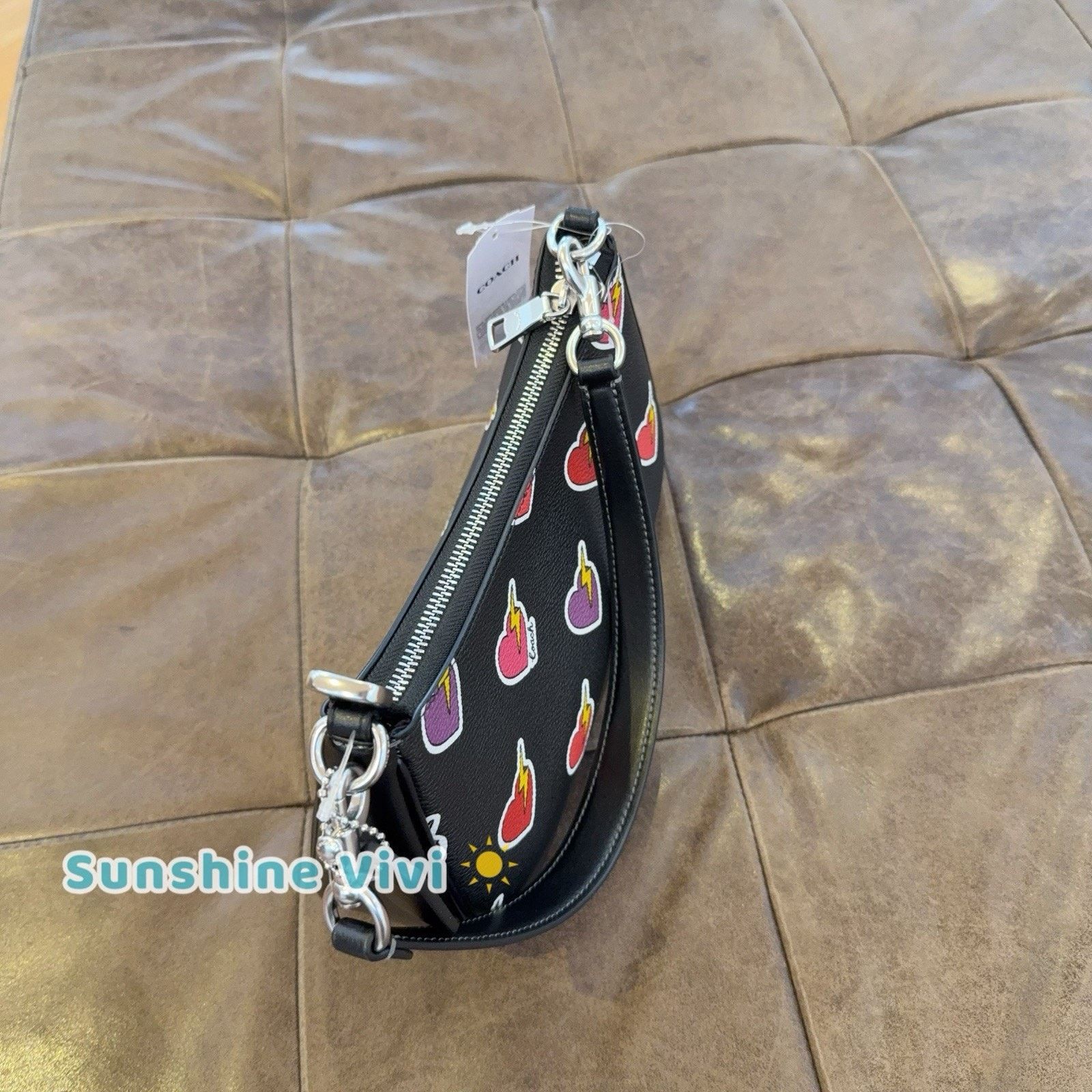 Coach Nwt Coach Teri Shoulder Bag Heart Bolt CY346 Silver/Black Size ONE SIZE - 5 Thumbnail