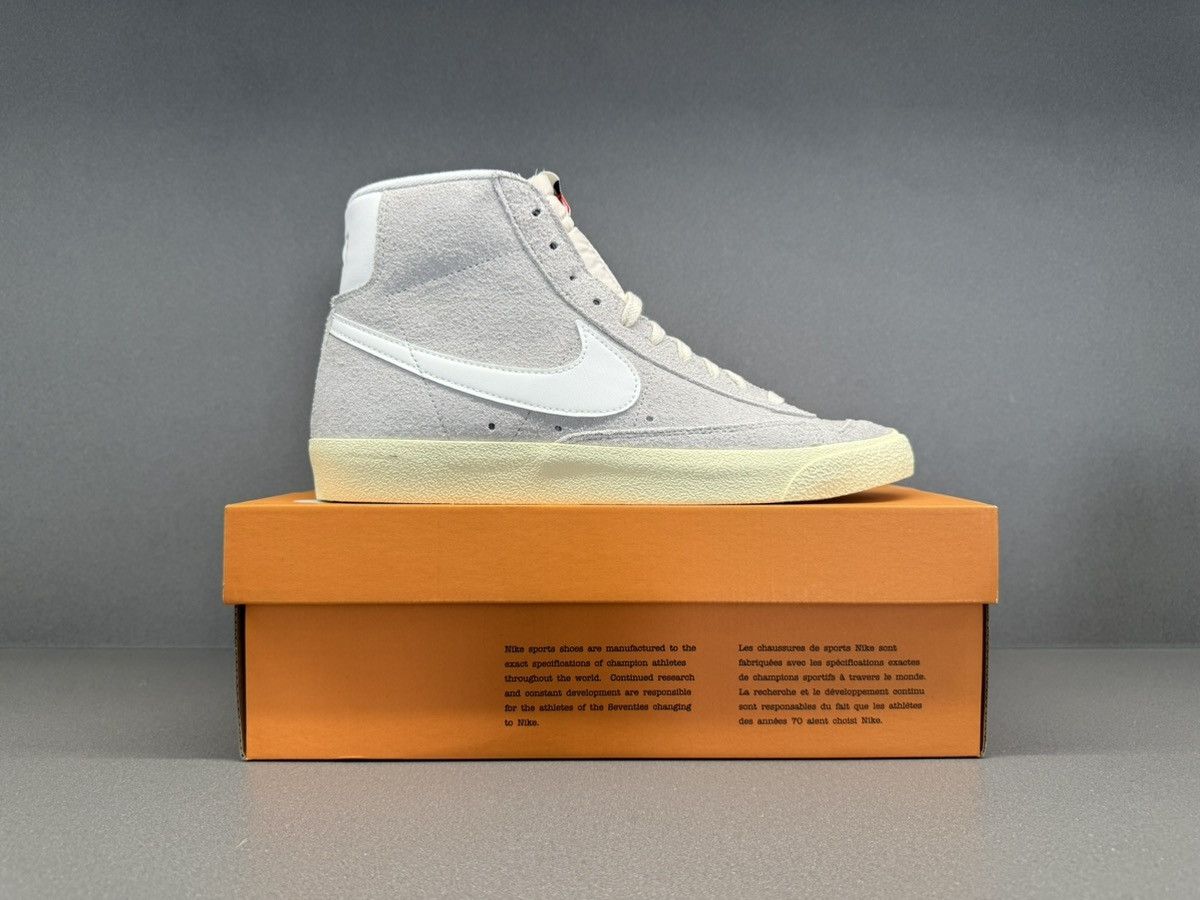 Nike Nike Blazer Mid 77 SE Vintage Light Bone Alabaster Women’s Size US 8 / IT 38 - 3 Thumbnail