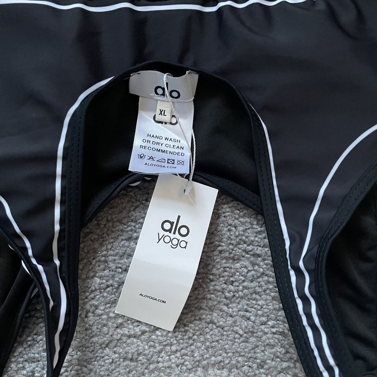 Alo Yoga Alo set Size XL / US 12-14 / IT 48-50 - 4 Thumbnail