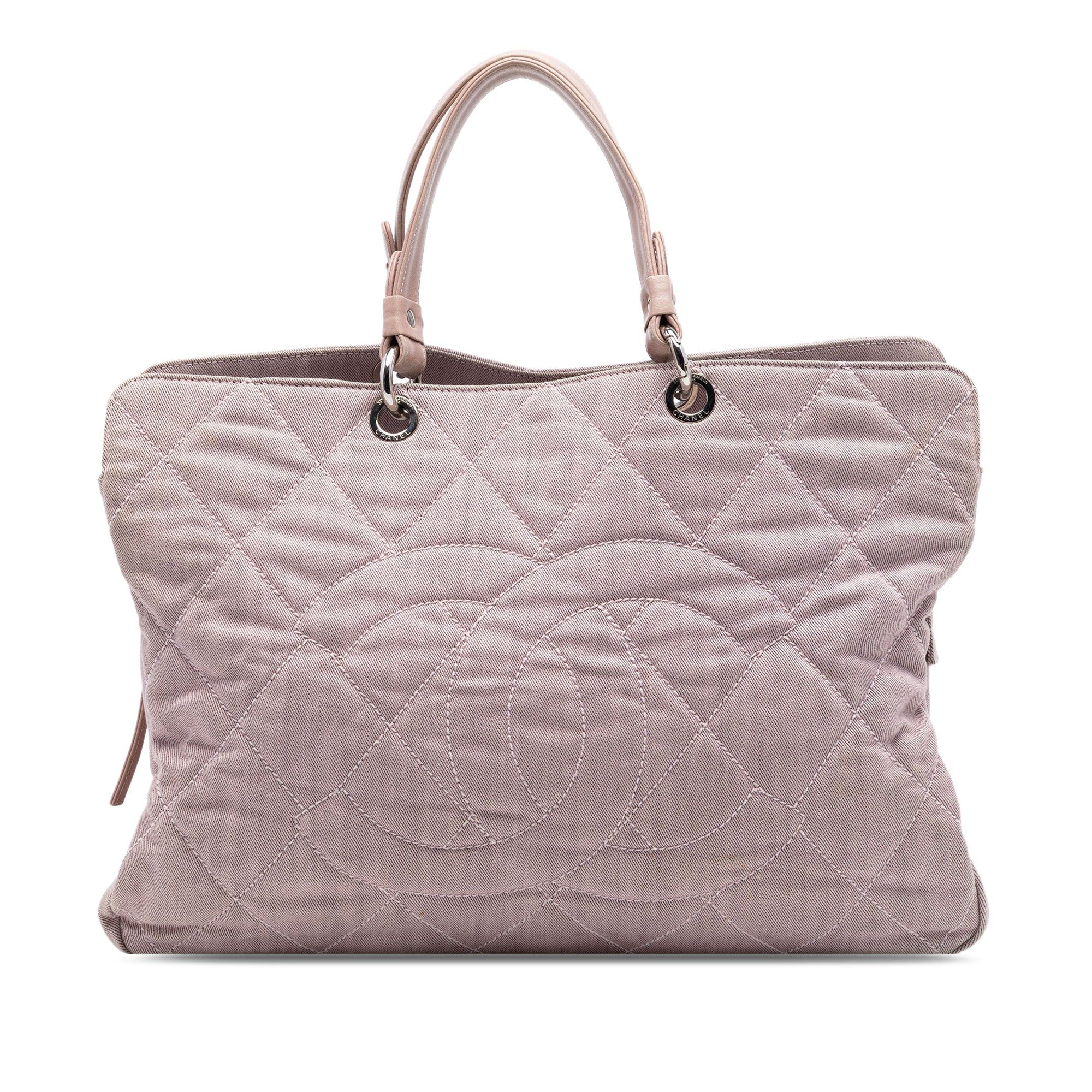 Chanel Large CC Quilted Denim Tote Size ONE SIZE - 1 Thumbnail