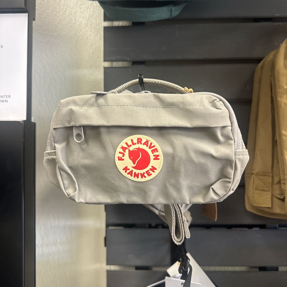 Fjallraven FjallRaven Kanken hip pack Size ONE SIZE - 1 Thumbnail