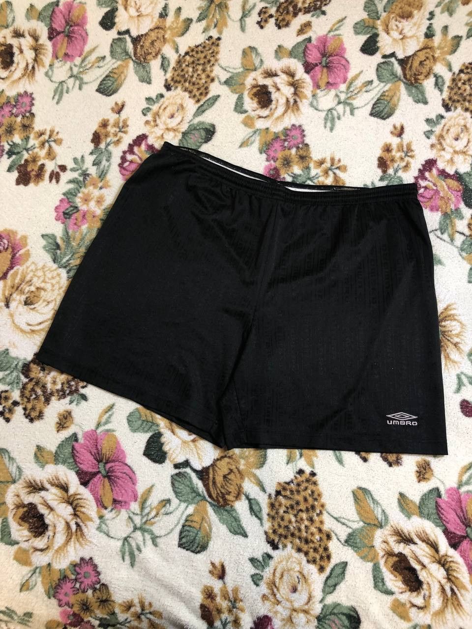 Umbro Umbro Vintage Retro Men's Black Monogram Light Shorts Size US 38 / EU 54 - 1 Thumbnail