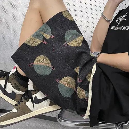 Japanese Brand Hitomi x Riho Planet Black Niche High Street Shorts Size US 32 / EU 48 - 7 Thumbnail