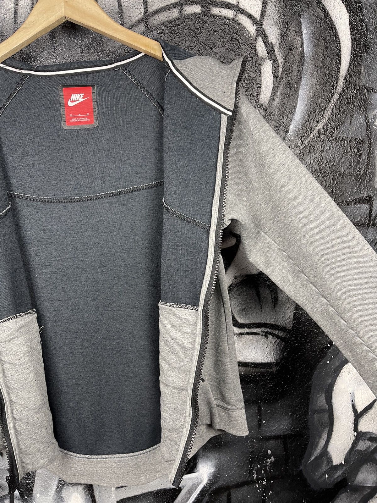 Nike Nike Sportswear Tech Fleece Grey Windrunner Full Zip Hoodie Women’s Size Medium Size M / US 6-8 / IT 42-44 - 10 Thumbnail
