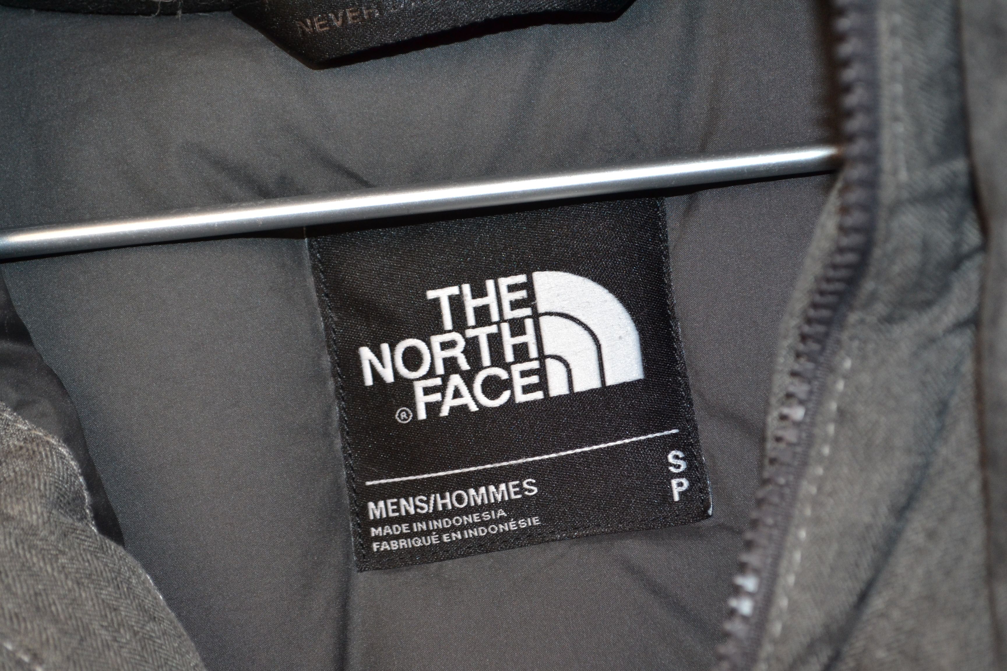 The North Face The North Face McMurdo II Parka Gray S Down Jacket Size US S / EU 44-46 / 1 - 4 Thumbnail