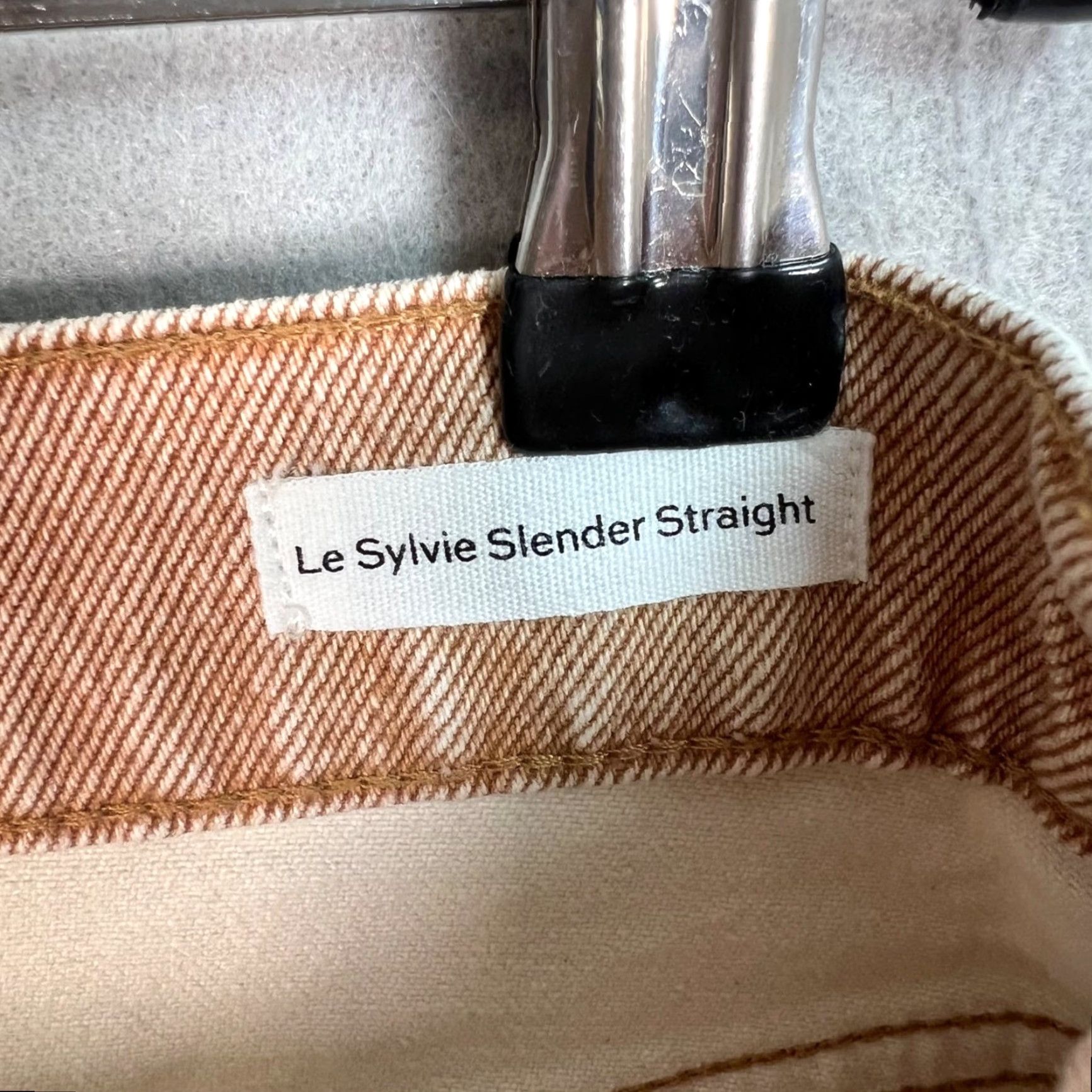 Frame VINTAGE FRAME Le Sylvie Slender Straight Jeans Adult Womens 24 Sand Cotton Blend Size 42" / US 20 - 4 Thumbnail